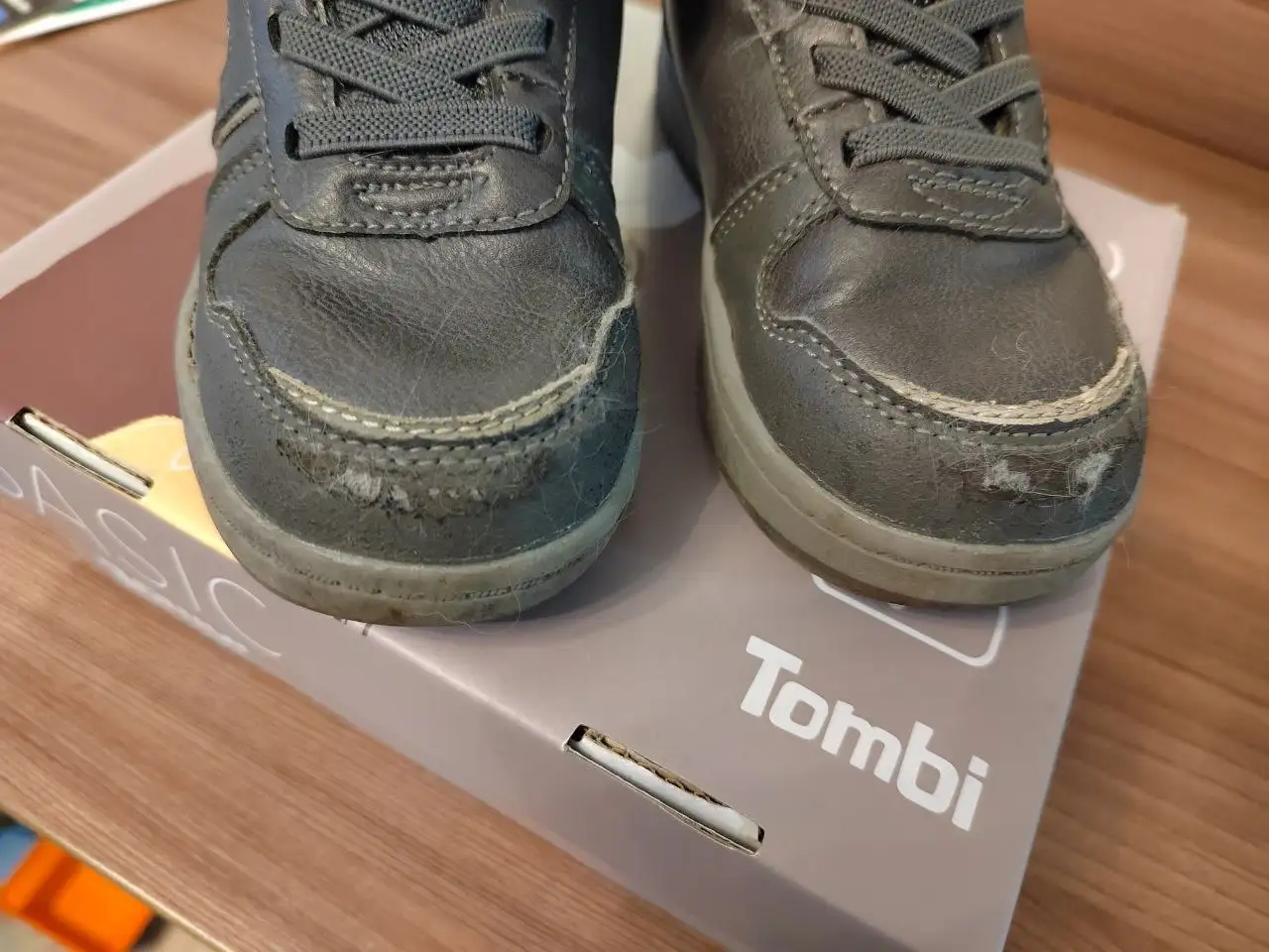 Томби демисезон на шерсти размер 24 - Детская одежда (Одежда) в Люберцы