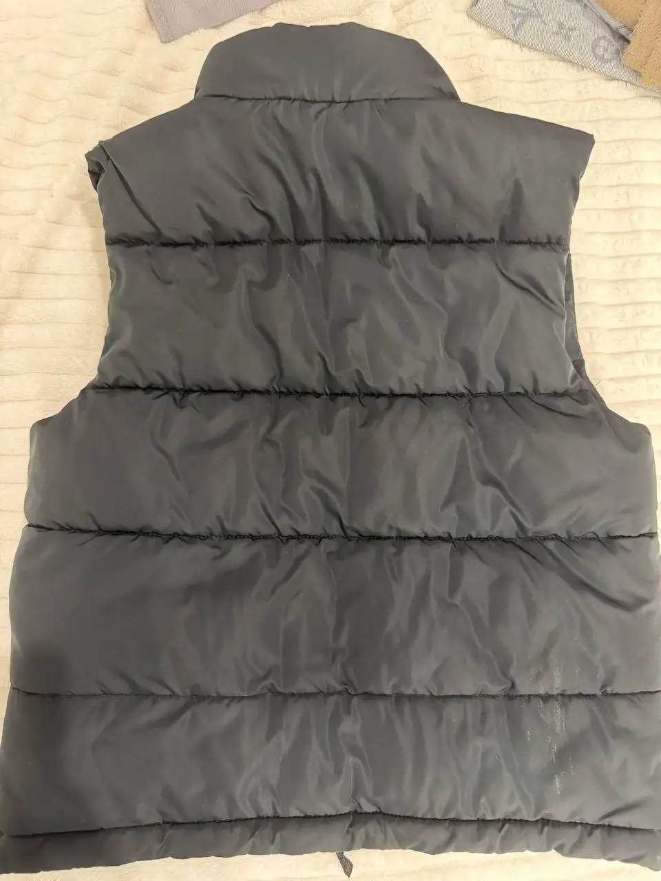 Детские безрукавки на рост 116 и 128 - Детская одежда (Одежда) в Люберцы