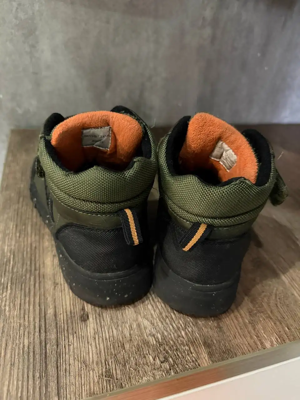 Демисезонные ботинки для мальчика 33 размер - Детская обувь (Одежда) в Некрасовка