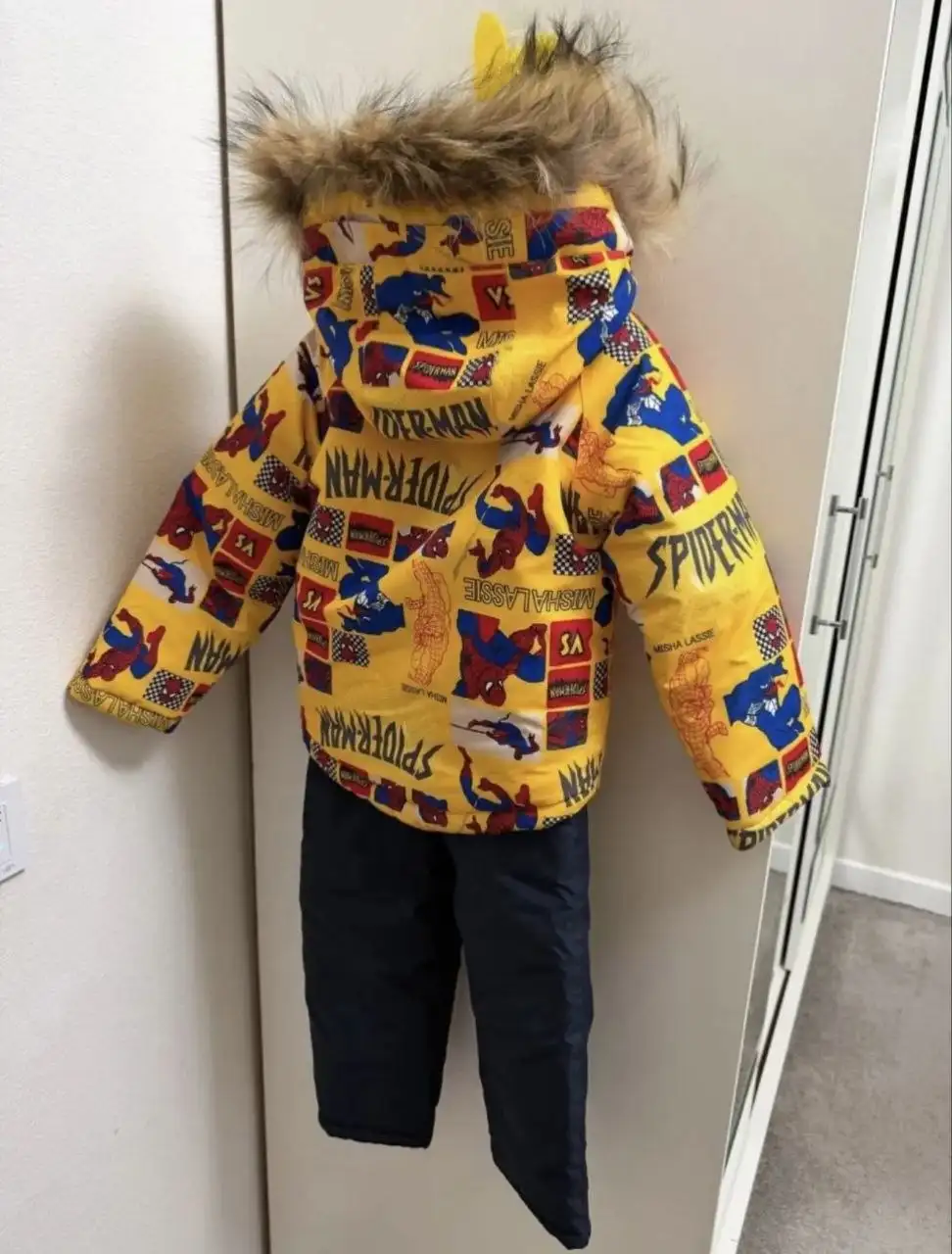 Новый зимний костюм - Зимняя одежда (Одежда) в Люберцы