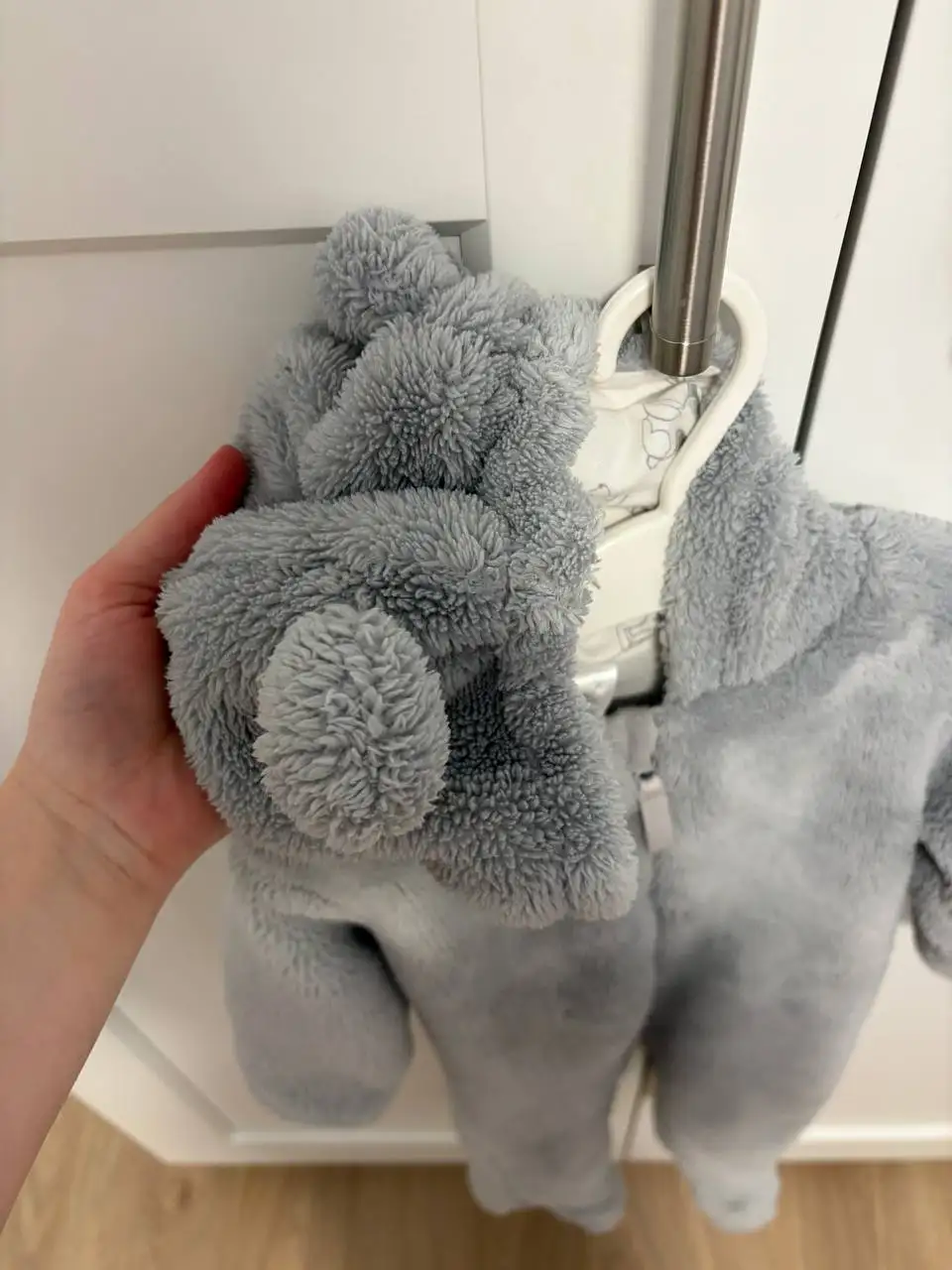 Продам милый костюмчик с утеплителем размер 80 - Детская одежда (Одежда) в Котельники