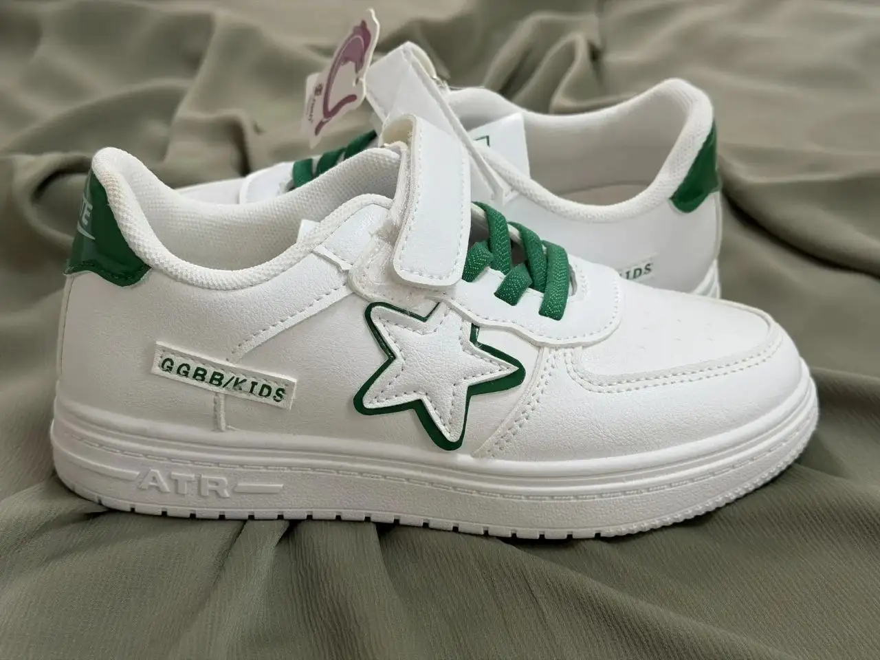 Новые детские кроссовки размер 32 - Обувь (Одежда) в Некрасовка