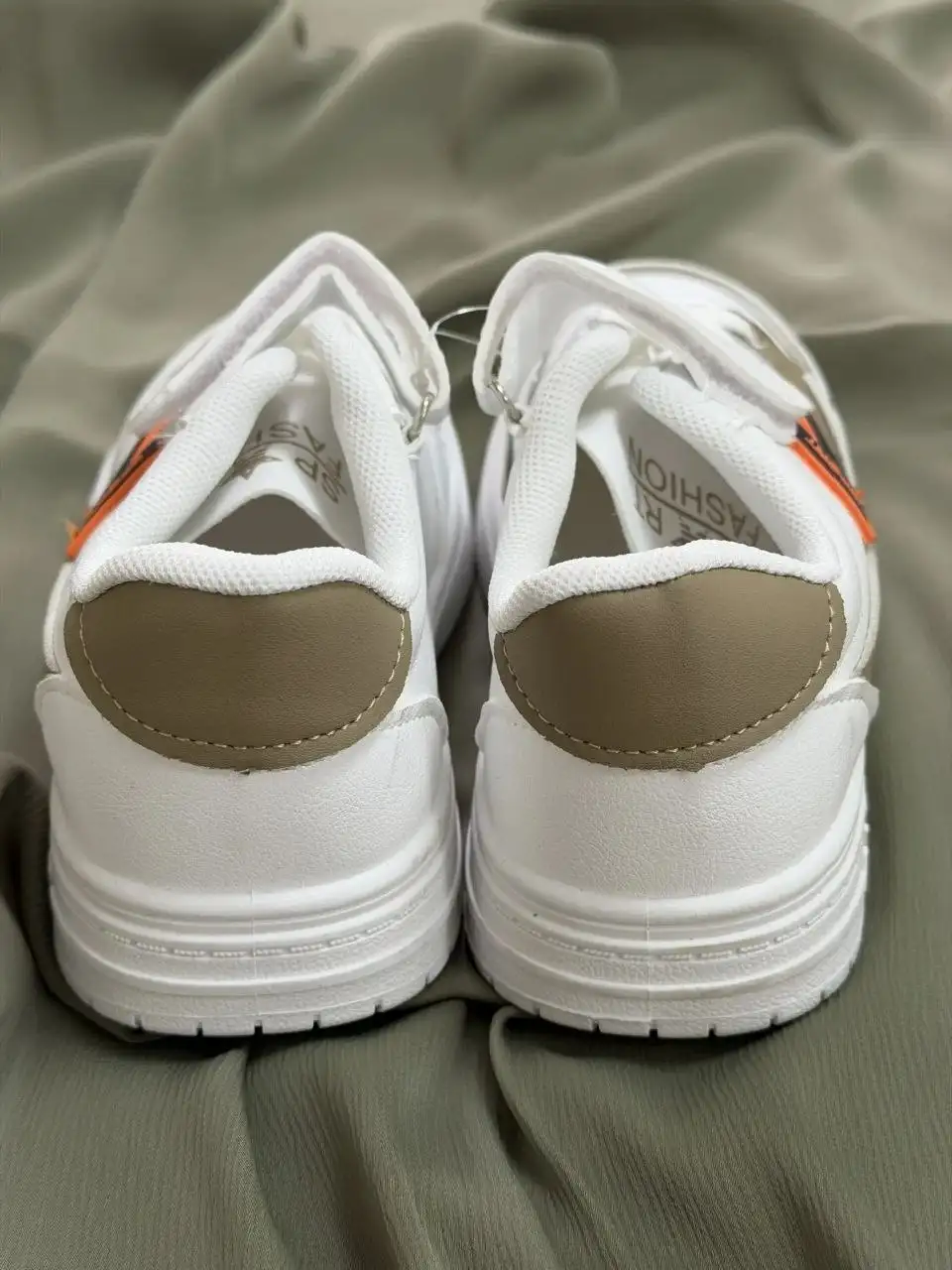 Новые детские кроссовки размер 30 - Обувь (Одежда) в Люберцы