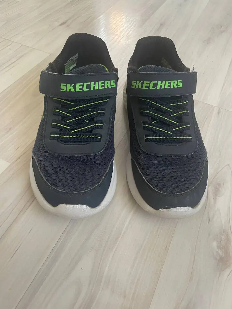 Кроссовки Skechers и босоножки - Обувь (Одежда) в Люберцы