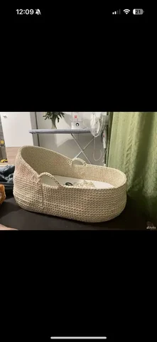 Вязаная люлька с матрасиком - Одежда, обувь и аксессуары в Люберцы