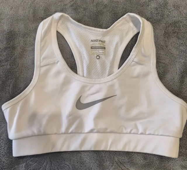 Спортивный топ Nike Pro для девочки - частное объявление в Некрасовка