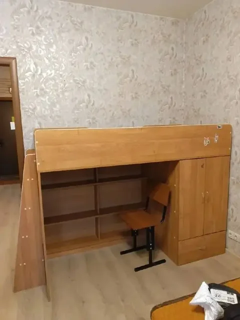 Детская кровать-чердак с приставным столом и стулом - Товары для детей в Москва