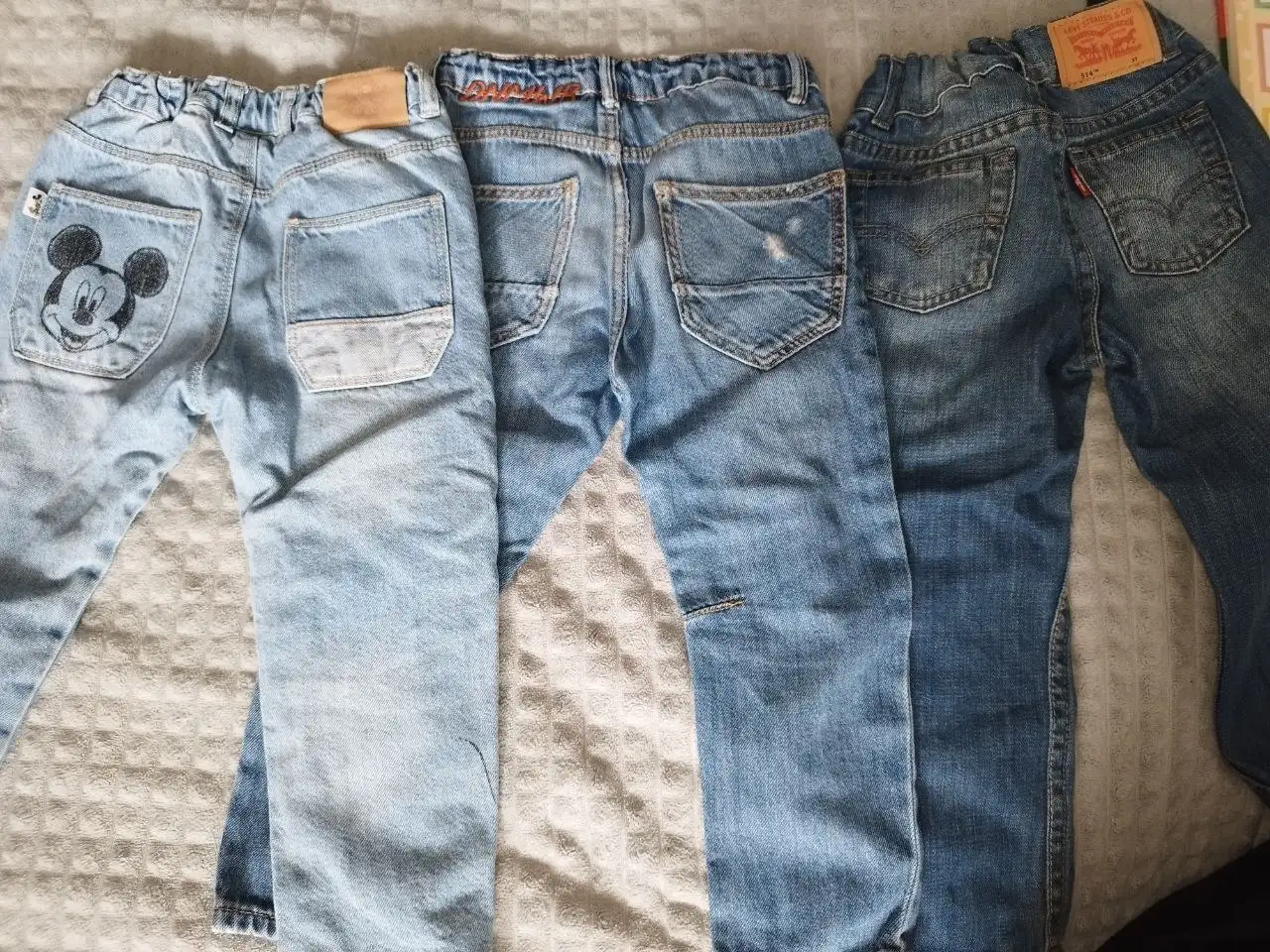 Джинсы Zara 104, Levi's 98 с Микки тёплые - Товары для детей в Люберцы