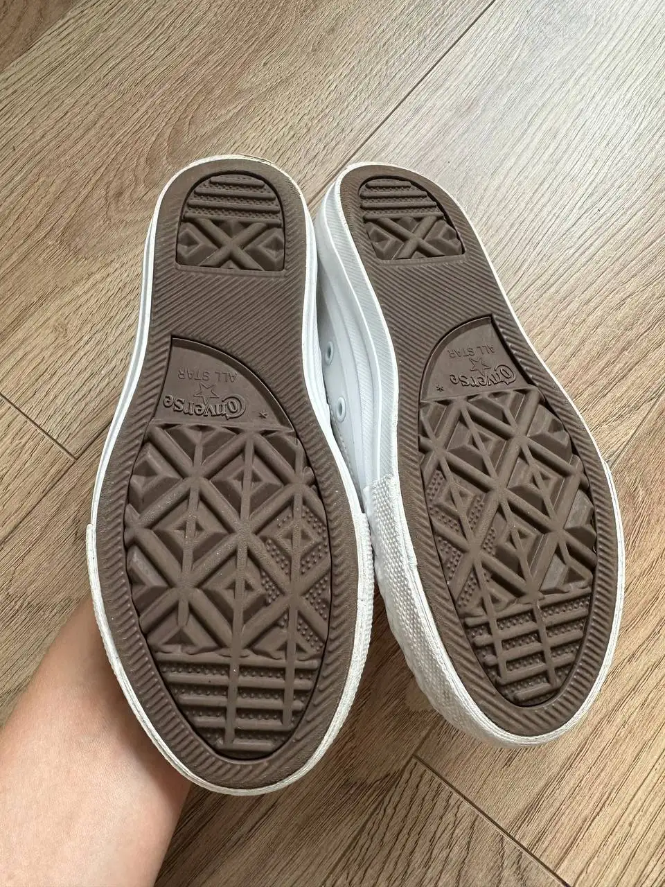 Продаю новые белые кеды Converse - Для дома и дачи в Москва