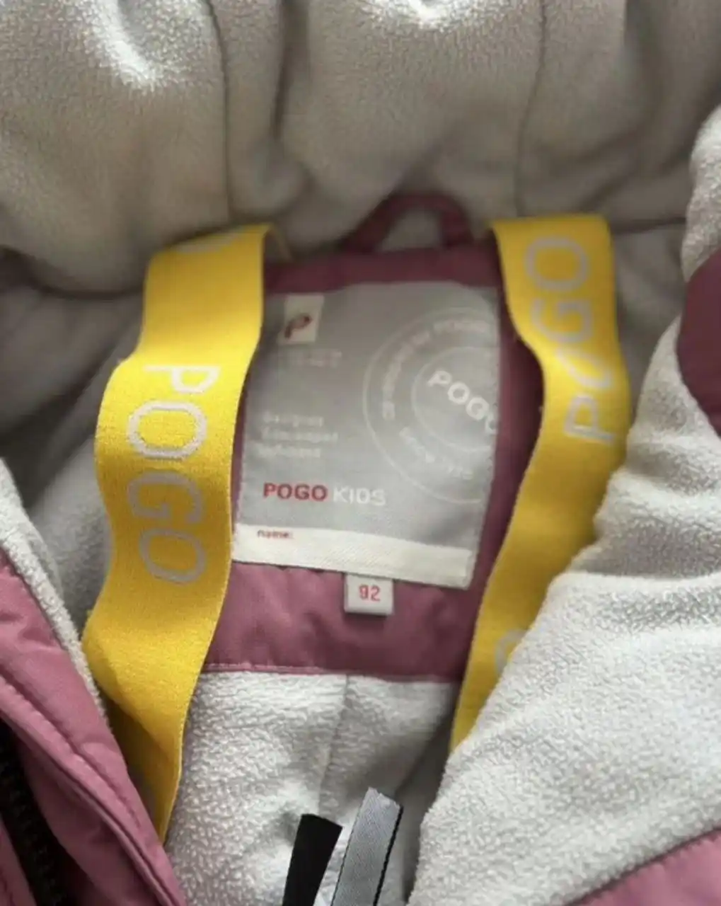 Продам зимний комбинезон Pogo Kids