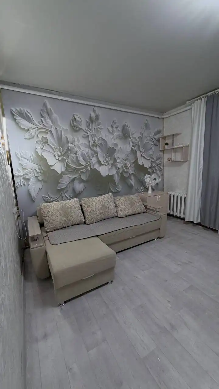 Сдам квартиру на длительный срок в деревянном доме