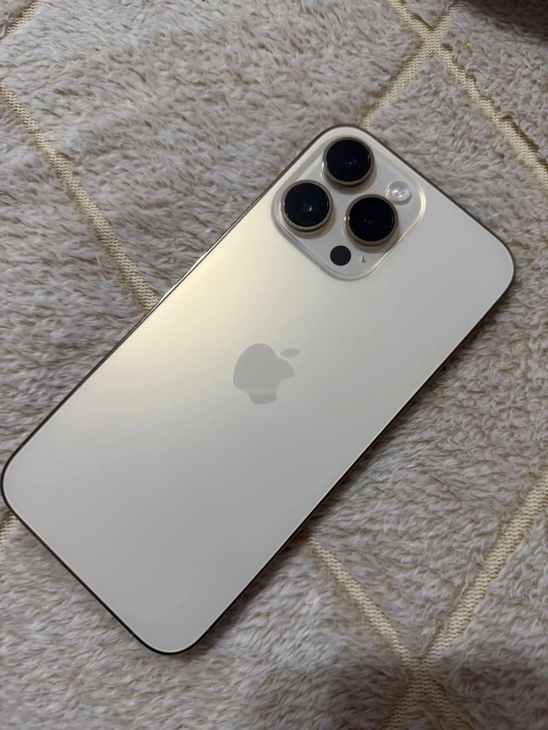 Продам айфон 14 про Макс