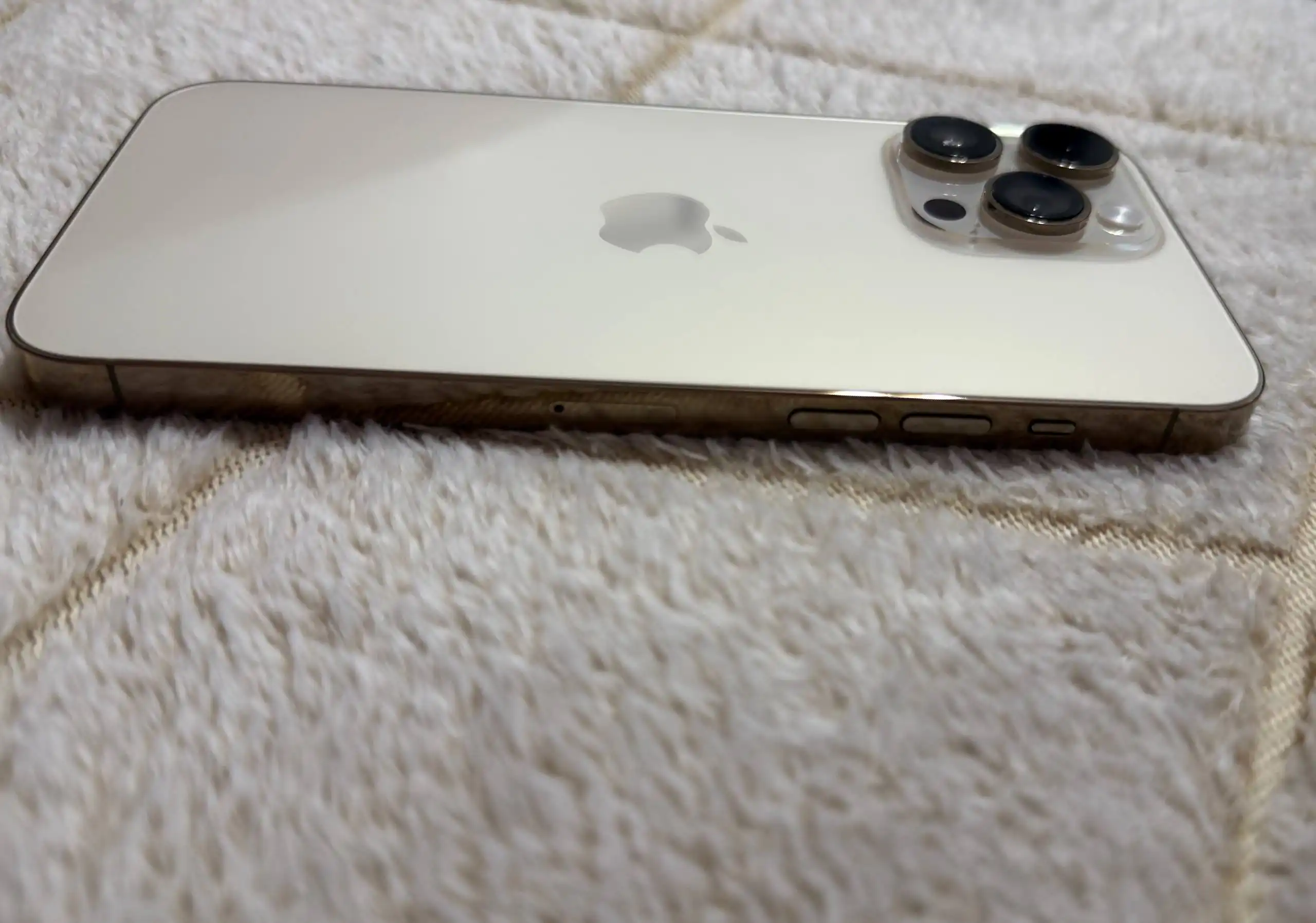 Продам айфон 14 про Макс