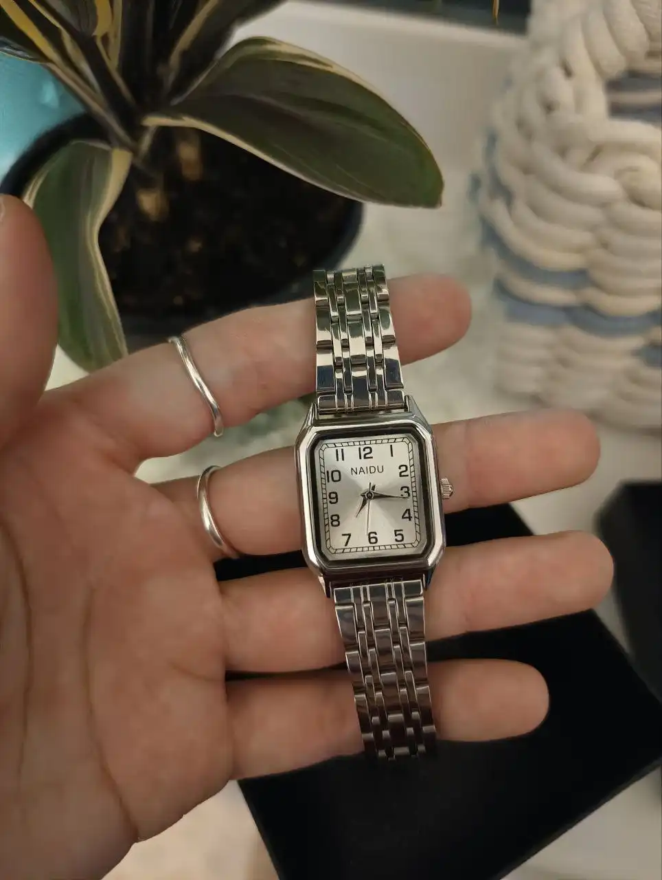 Продам новые часы с ВБ