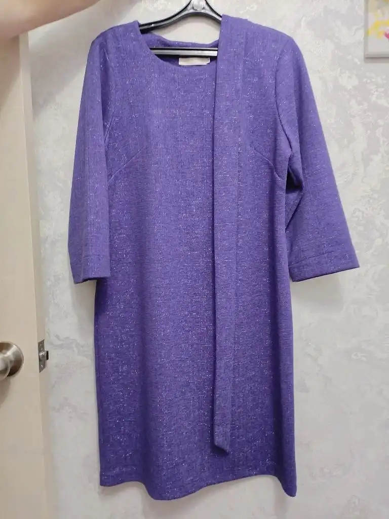 Продажа платьев размера 48 в отличном состоянии