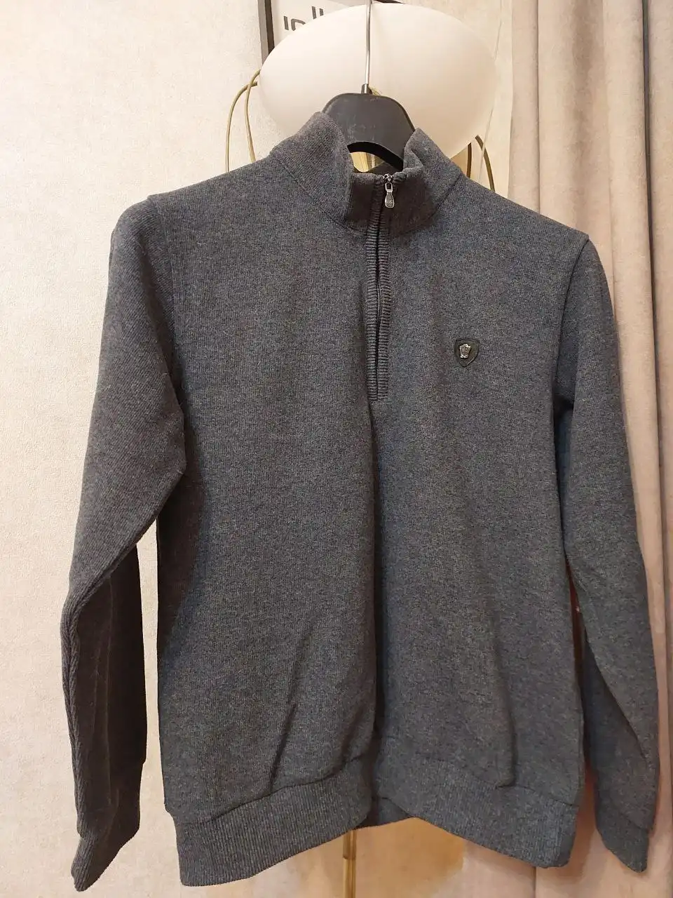 Мужская кофта размер М