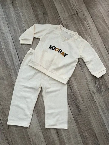 Комплект одежды размер 92-100 в отличном состоянии - Одежда в Томск