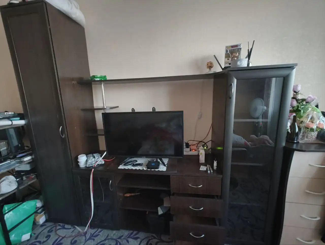 Продам стенку в отличном состоянии