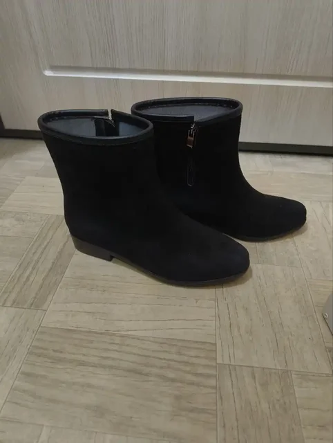 Продам женские велюровые ботинки 38 размер - Одежда в Томск