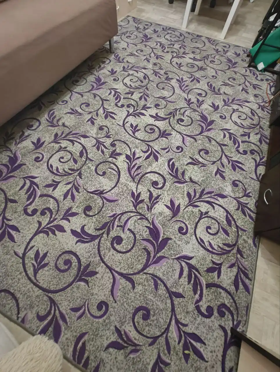 Продам ковёр 2 на 3 метра