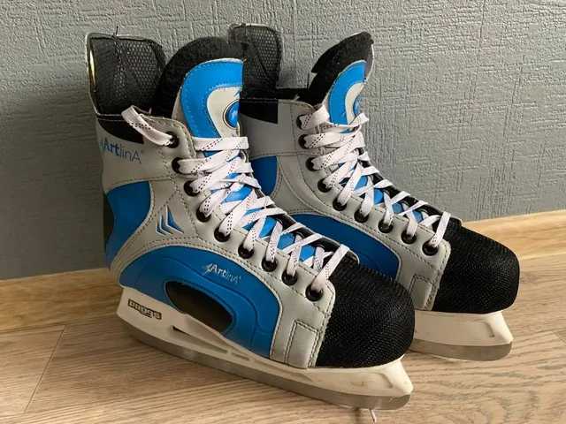 Продажа коньков в Томске - Хобби и отдых в Томск