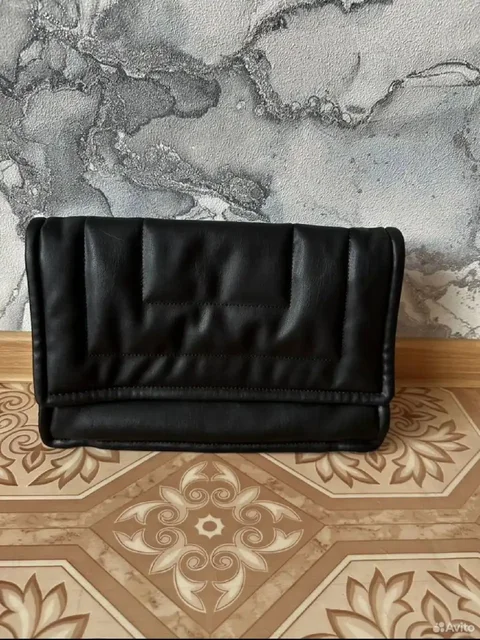 Продам женскую сумку - Одежда в Томск