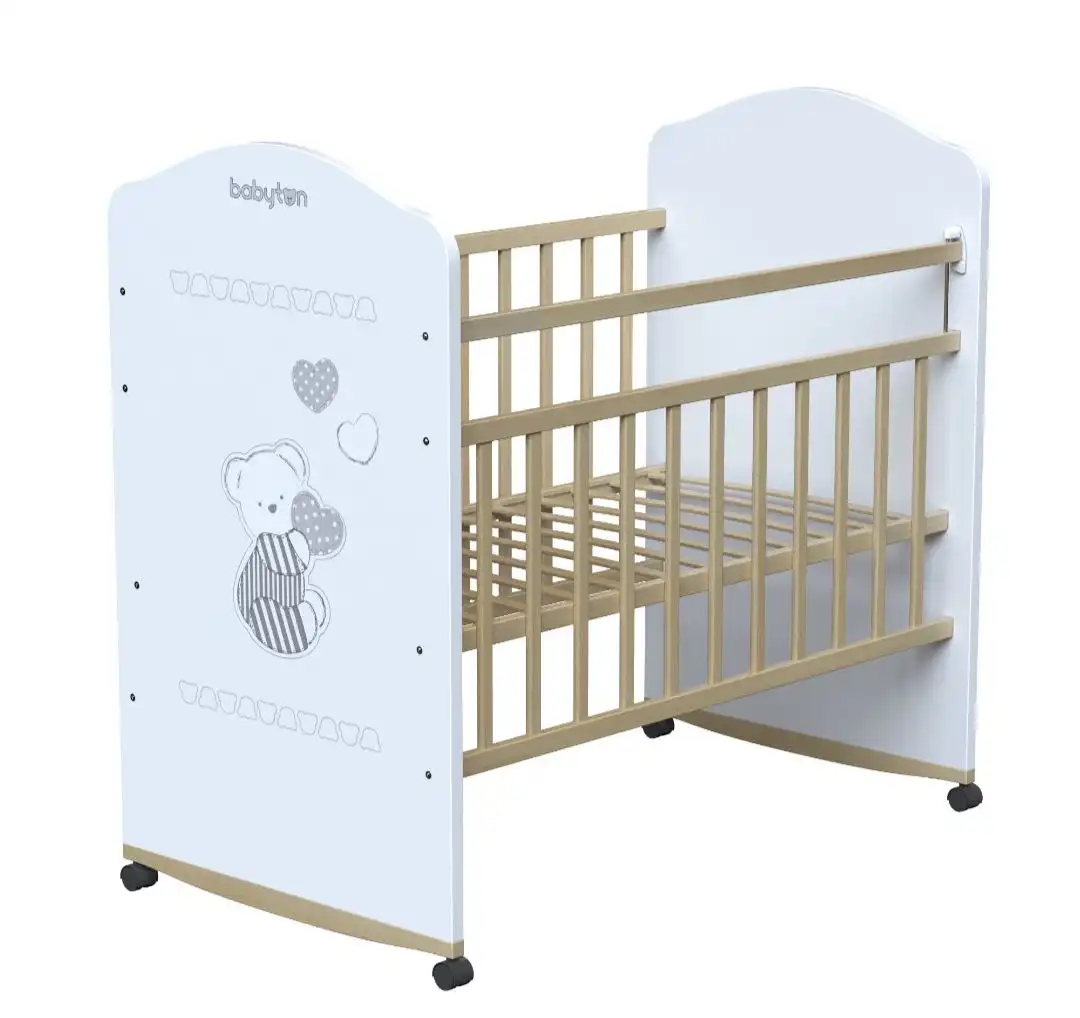 Продам детскую кроватку с комплектом