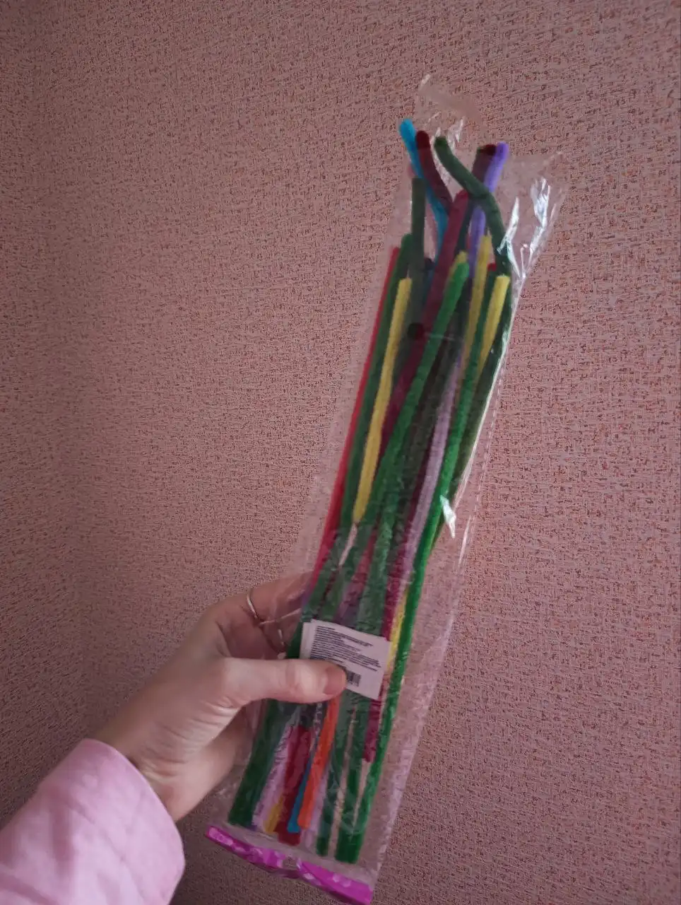 Отдам коробку сборную, проволоку и игру