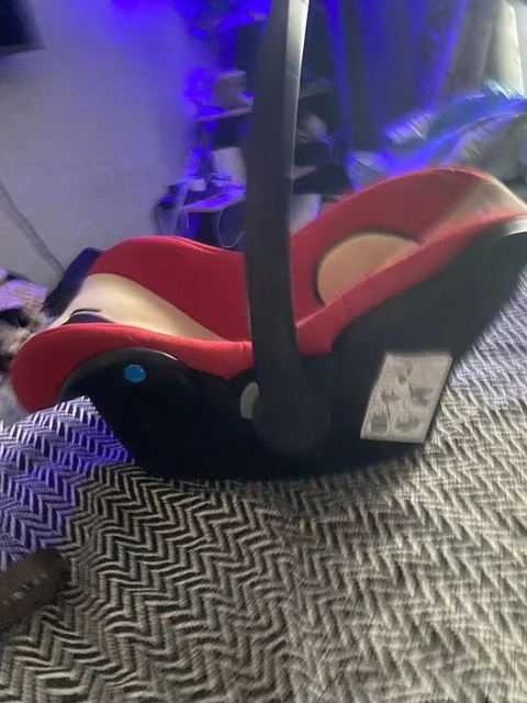 Отдам автолюльку в Томске - Для беременных в Томск