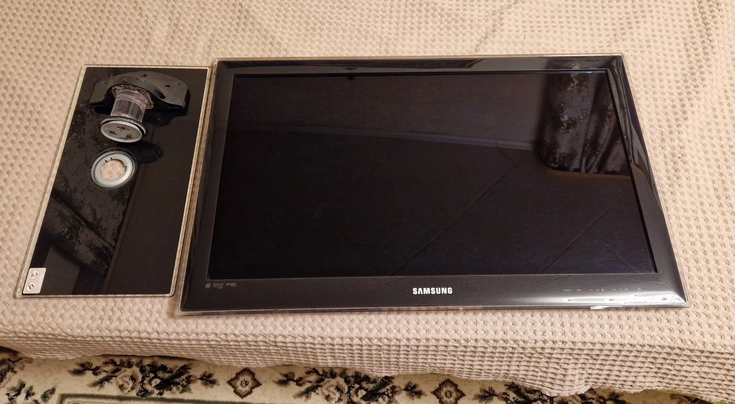 Телевизор 32" Samsung в рабочем состоянии - Телевизоры (Электроника) в Томск