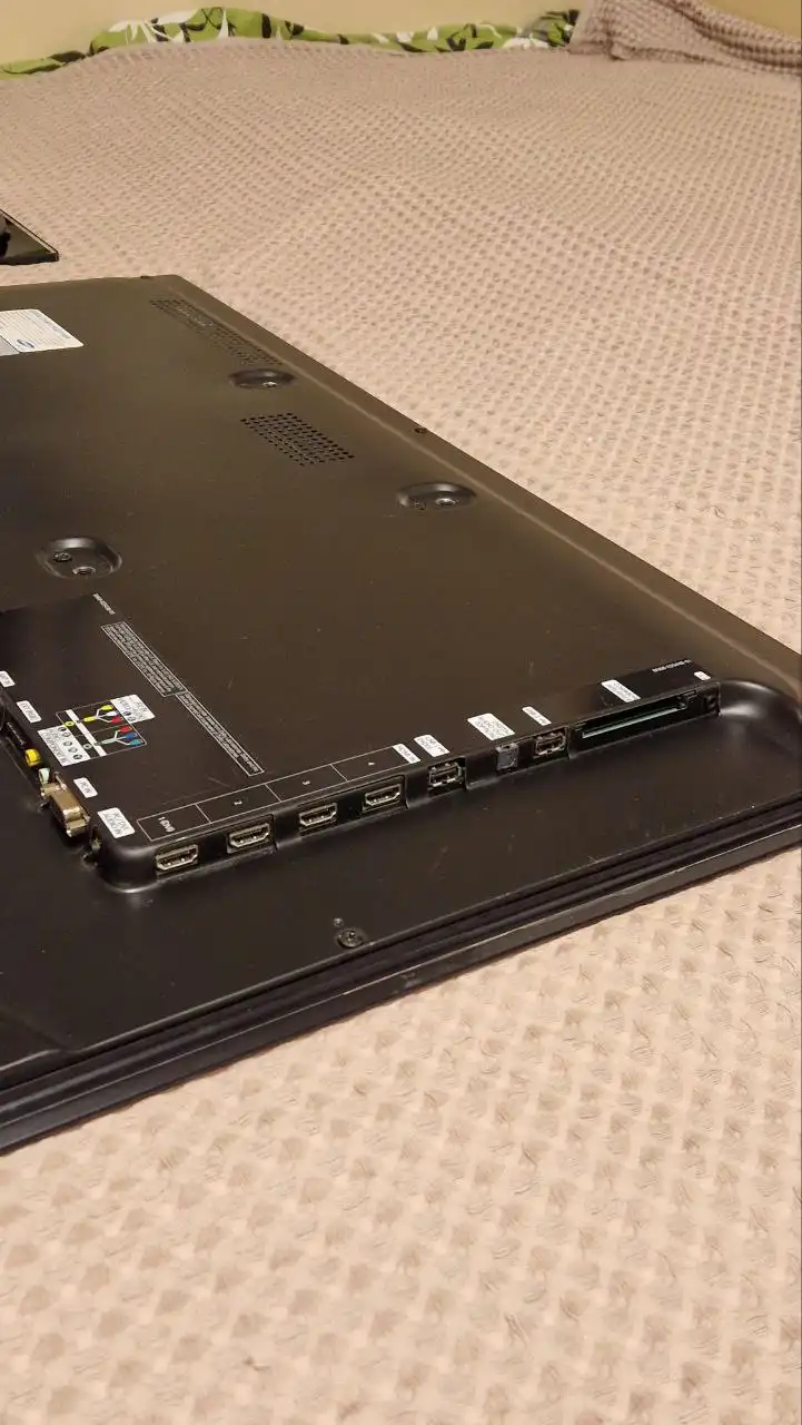 Телевизор 32" Samsung в рабочем состоянии - Телевизоры (Электроника) в Томск