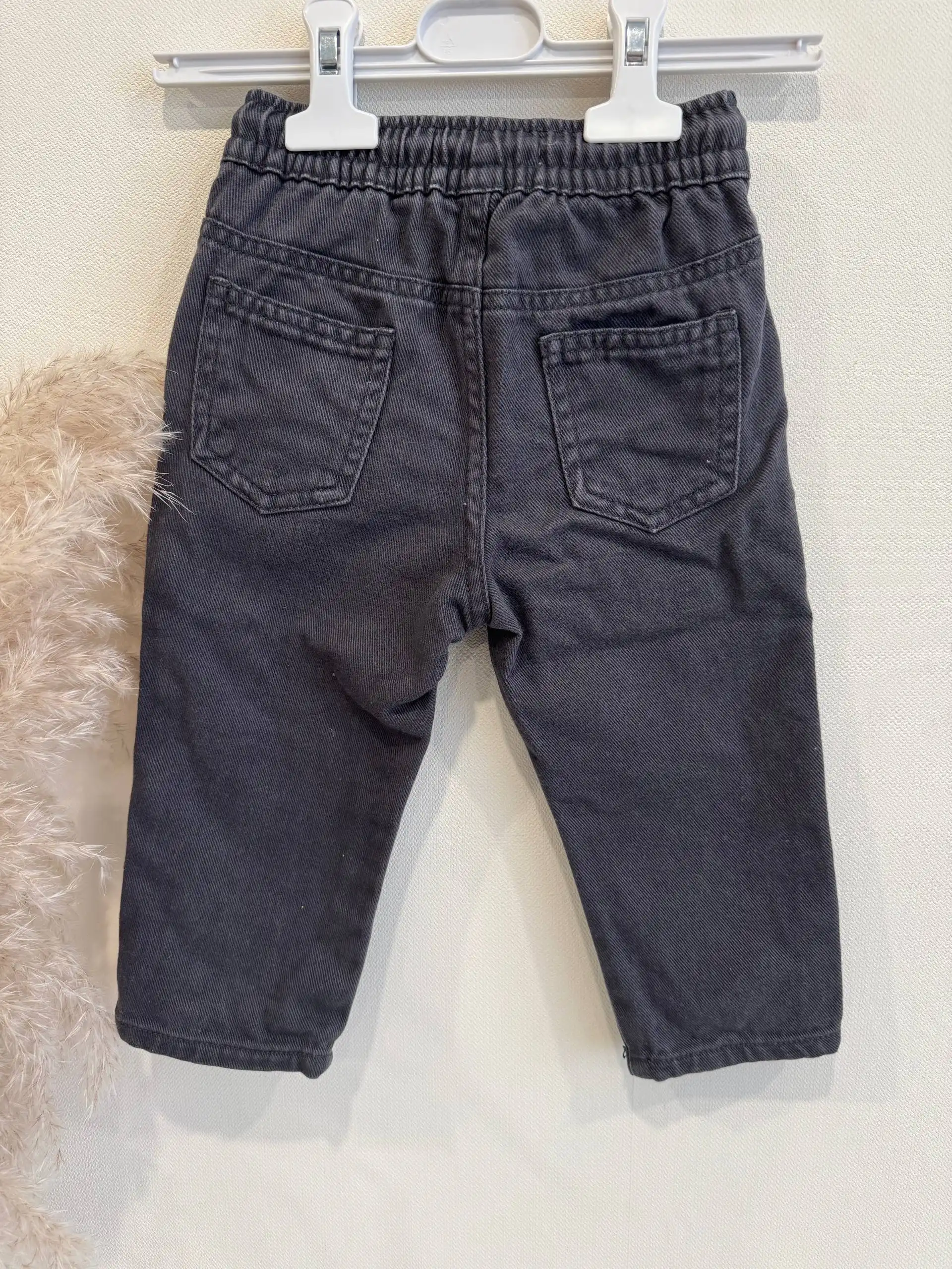 Джинсы GJ размер 86 в отличном состоянии - Джинсы (Одежда) в Томск