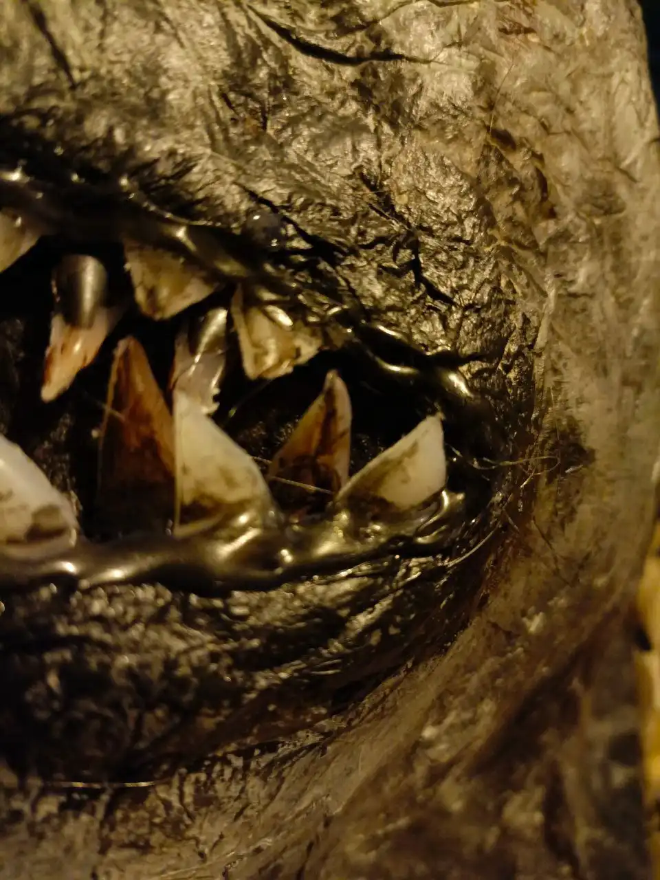 Искусственное чучело Бормаглота из фильма Алиса в стране чудес - Коллекционирование (Хобби и отдых) в Томск