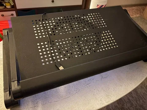 Продам подставку под ноутбук - частное объявление в Томск