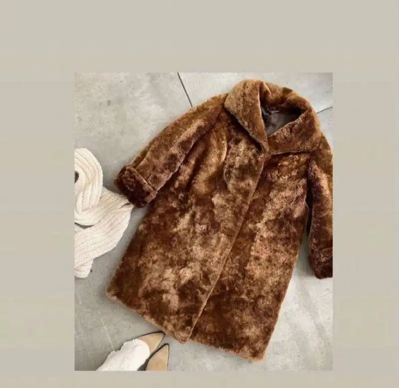 Винтажная шуба размер XS-S в отличном состоянии - Верхняя одежда (Одежда) в Томск