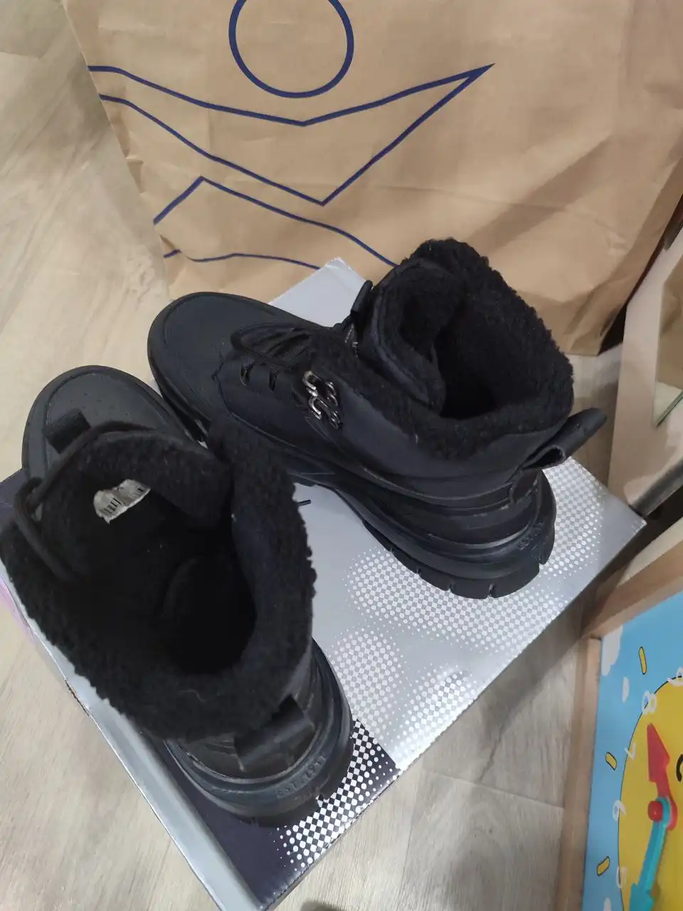 Продам одежду 42 размера - Одежда в Томск