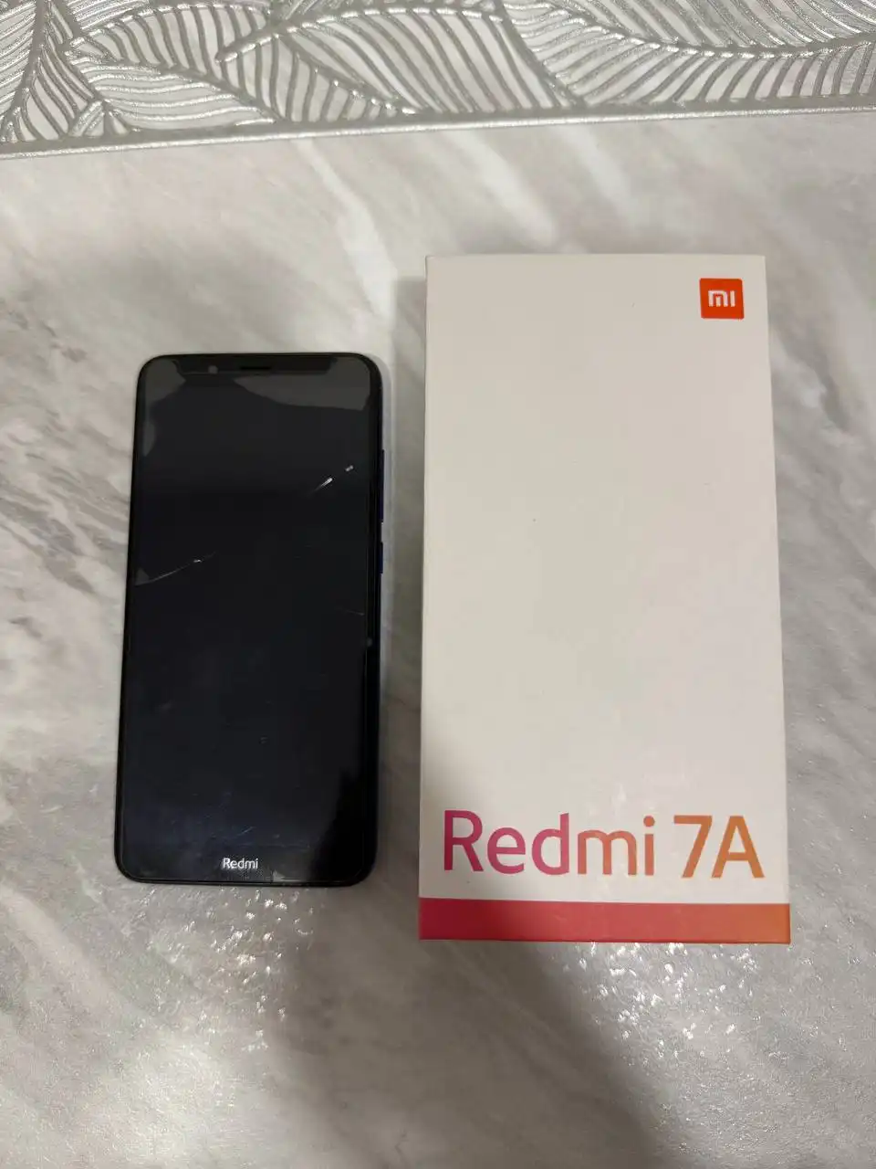 Продам телефон Xiaomi Redmi 7A 32GB - Телефоны (Электроника) в Томск