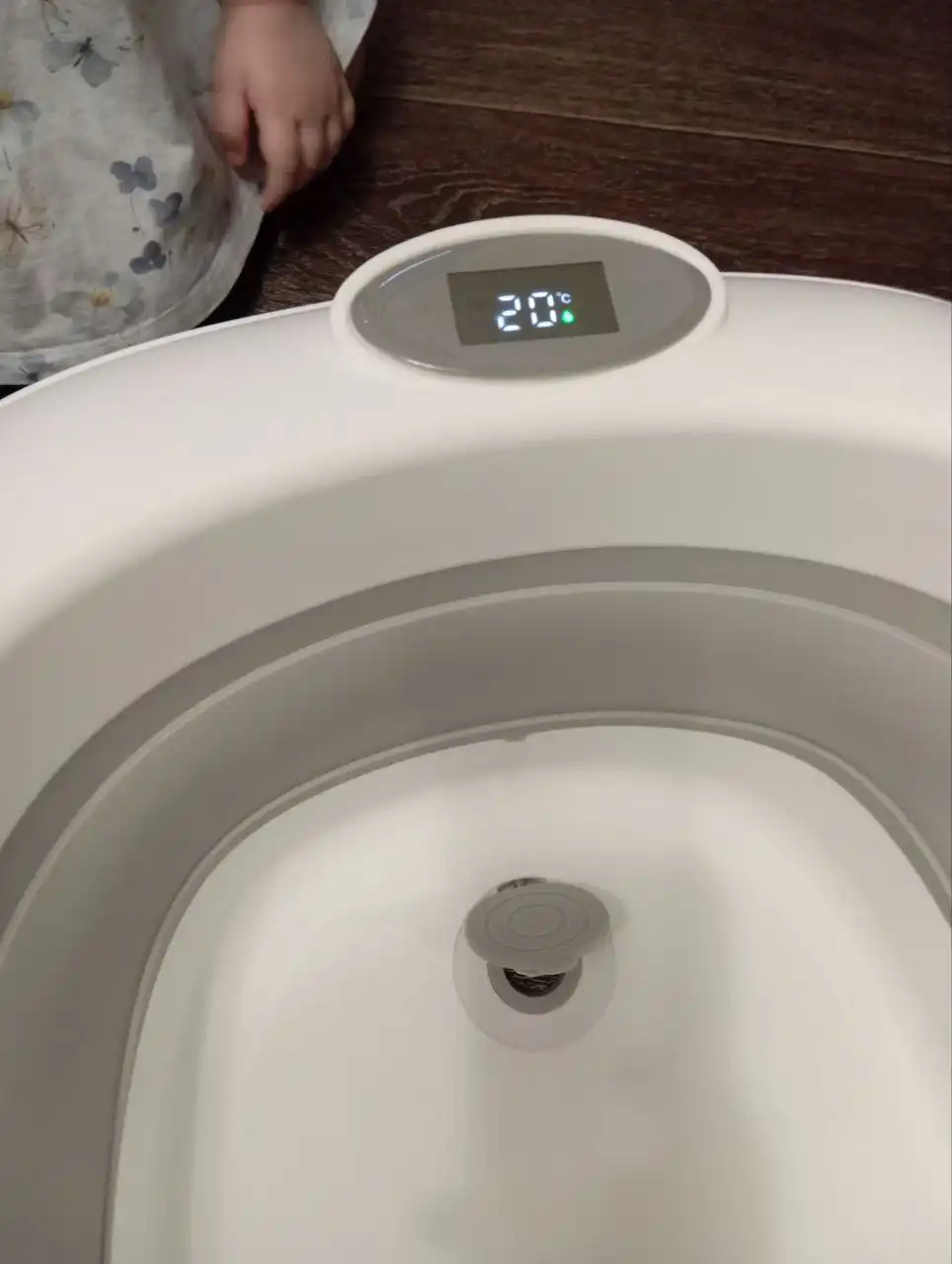 Продам детскую ванночку с термометром - Детские ванночки (Товары для детей) в Томск