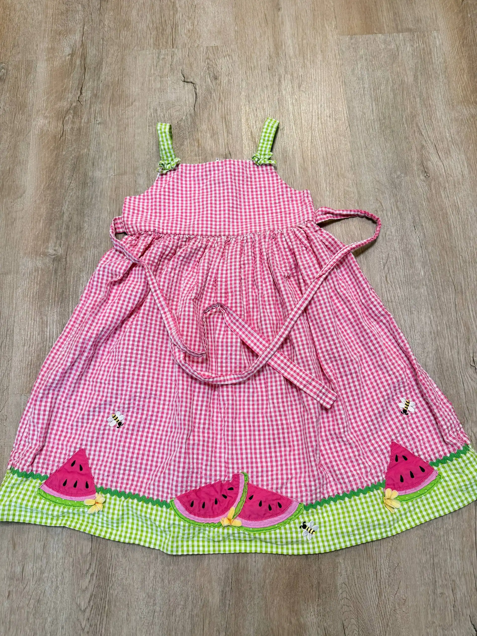 Платье на размер 122 - Детская одежда (Одежда) в Томск