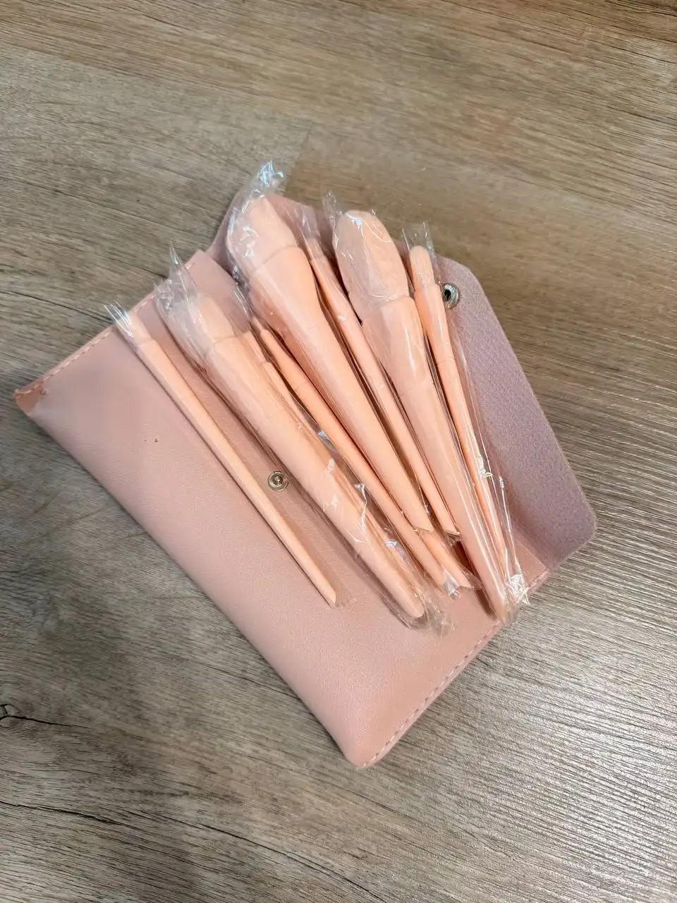 Кисти для макияжа новые - Красота и здоровье (Барахолка) в Томск