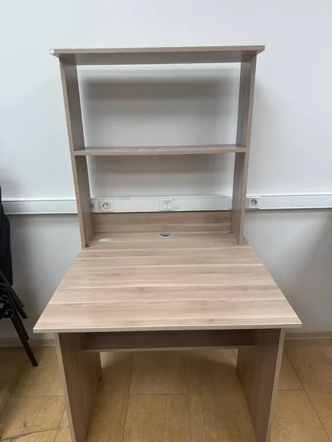 Офисный стол - Барахолка в Томск