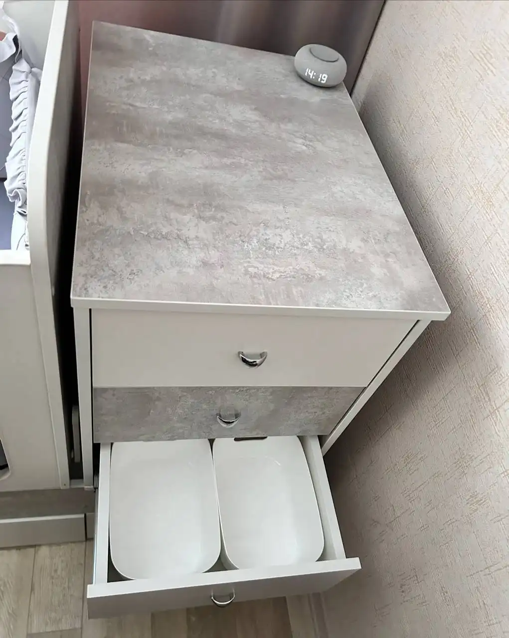 Продам кроватку с маятником и комодом - Детская мебель (Товары для детей) в Томск