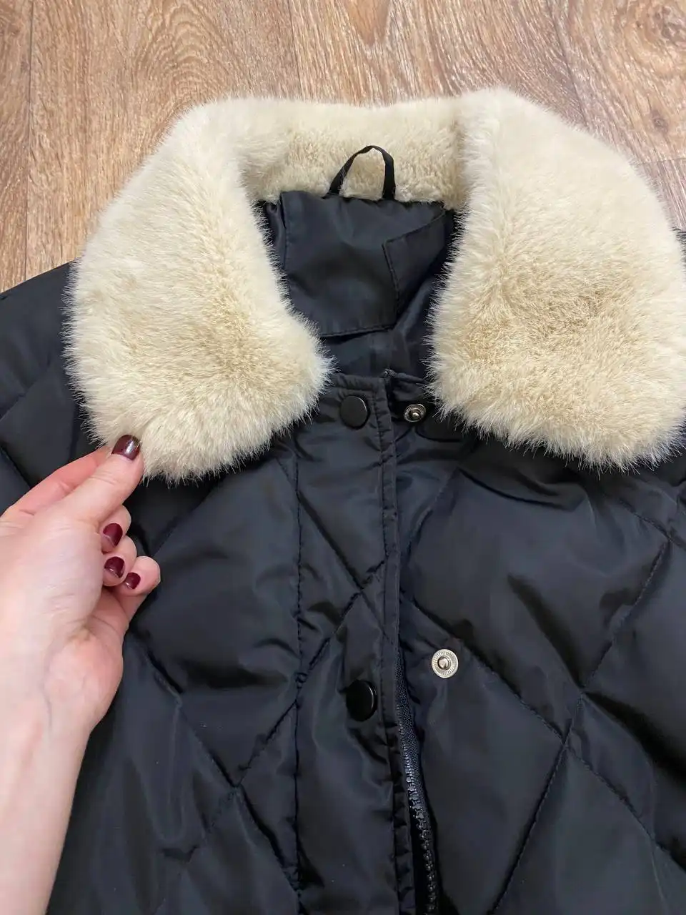 Куртка утепленная легкая 42-46 размер - Верхняя одежда (Одежда) в Томск