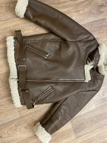 Продам дубленку в хорошем состоянии 42-48 - Детская обувь в Томск