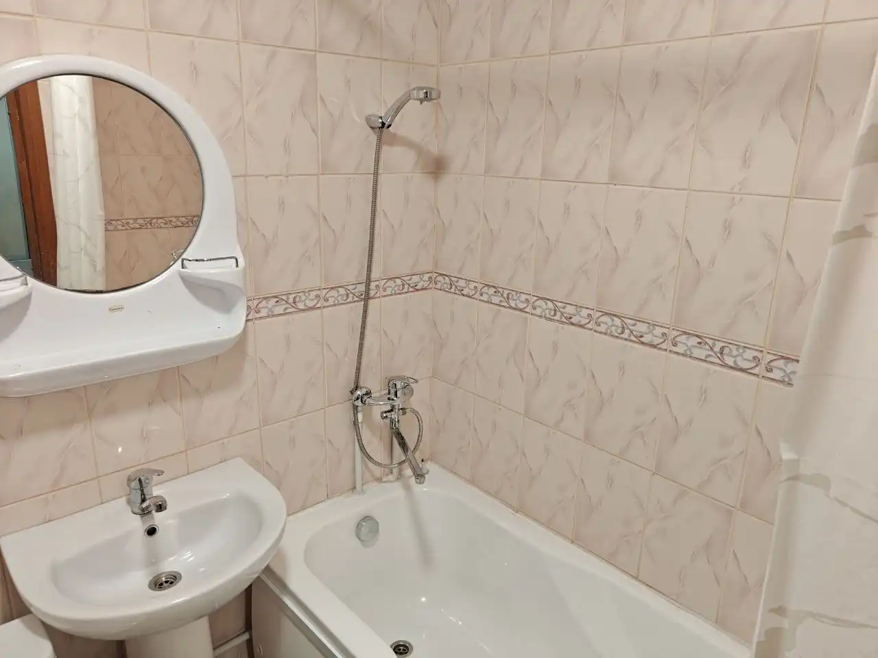 Сдам 1-комнатную квартиру 39 кв. м. в кирпичном доме - Аренда квартир (Недвижимость) в Томск