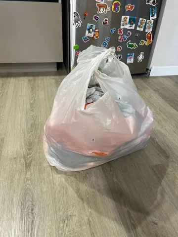 Бесплатные женские вещи размера S/M - частное объявление в Томск