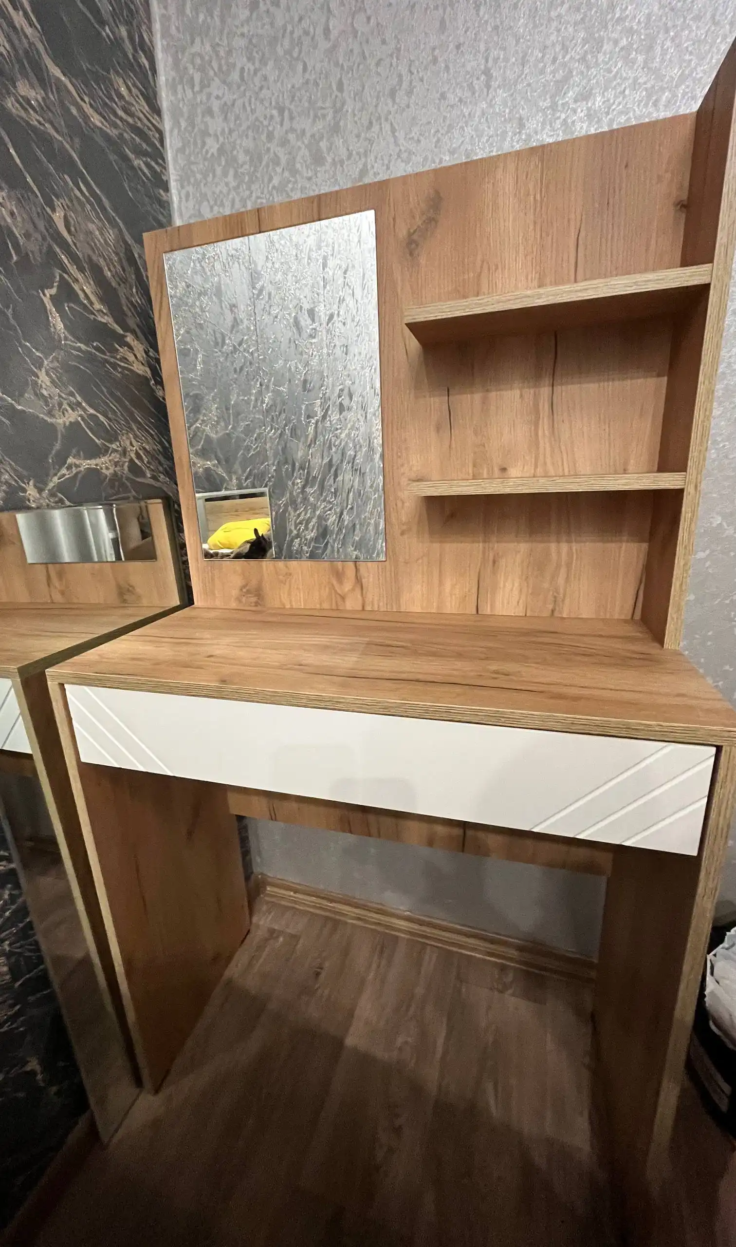 Продам новый туалетный столик - Мебель (Для дома и дачи) в Томск