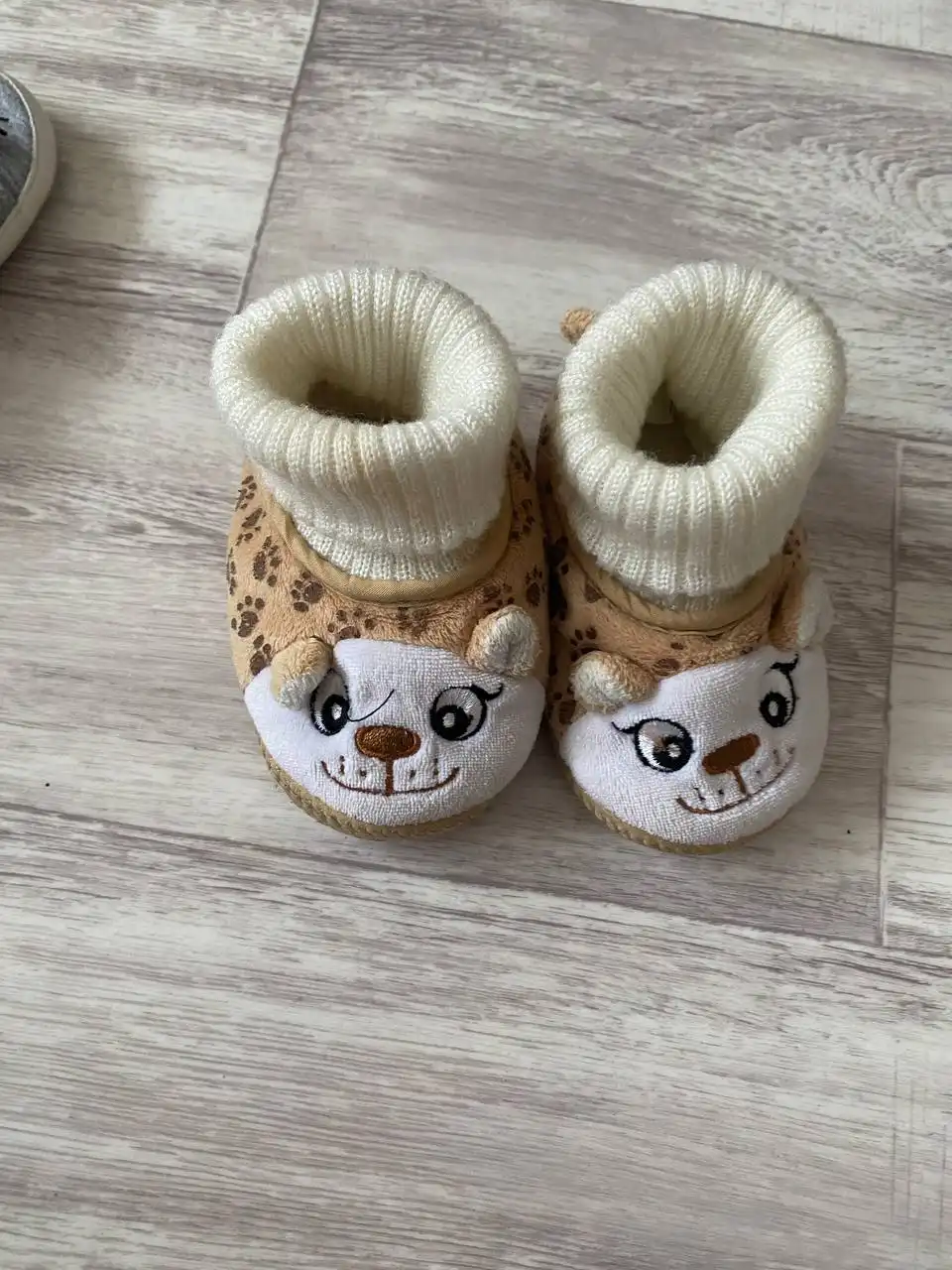 Продажа детской одежды и обуви