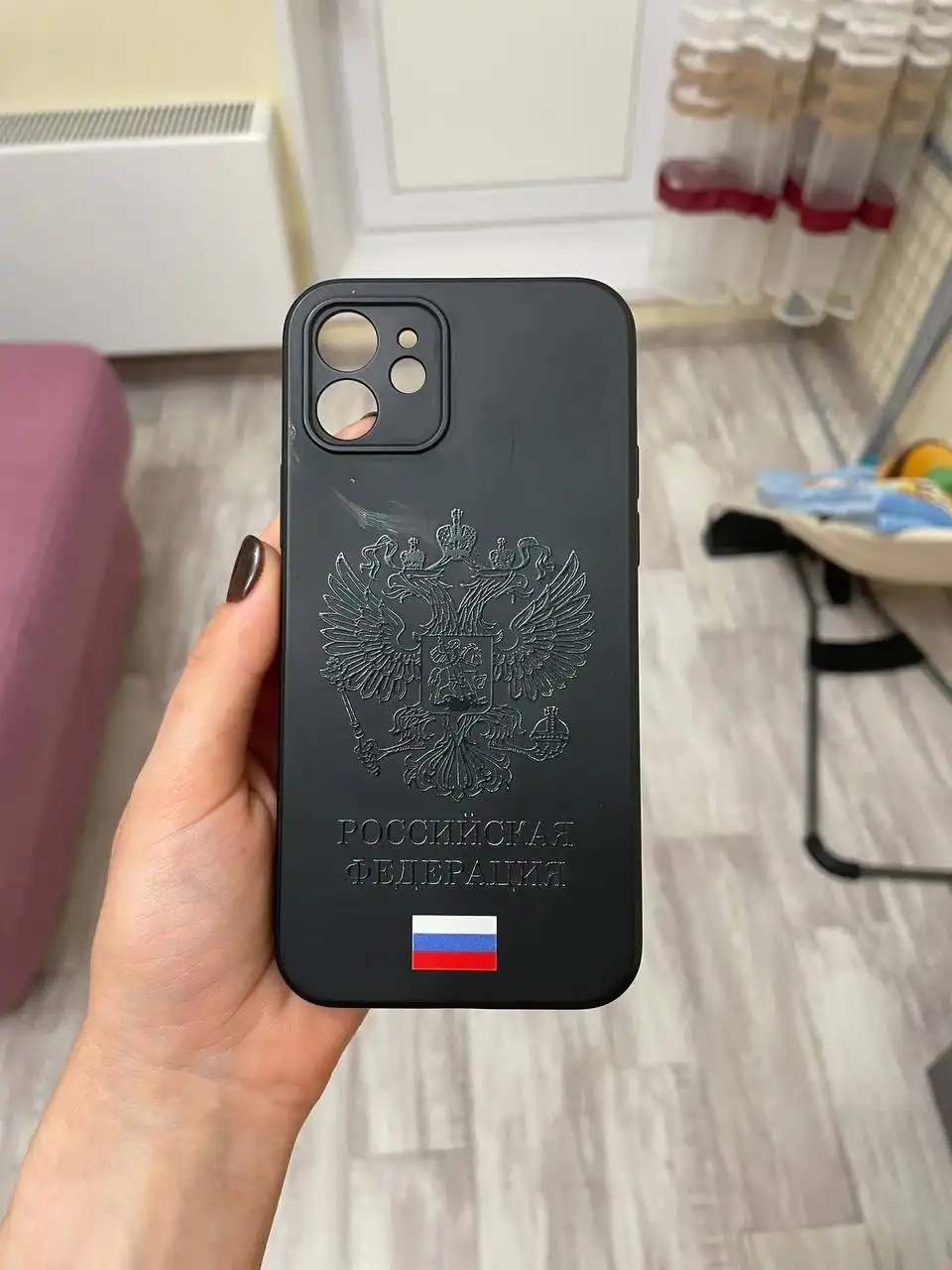 Чехол на айфон 12