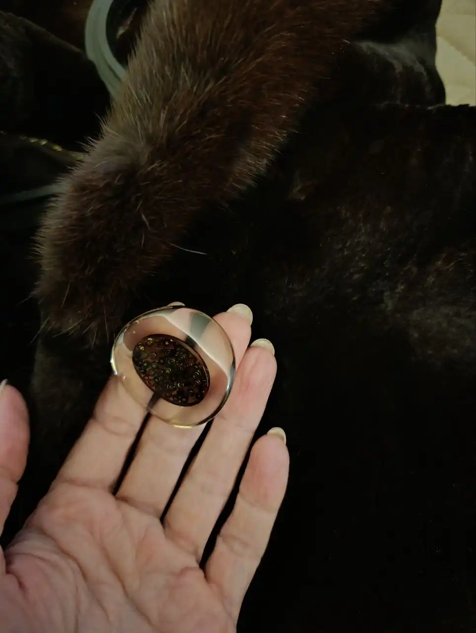 Продам короткую норковую шубку